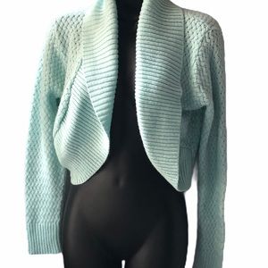 🌻2/$25 Sweater Project Shrug M